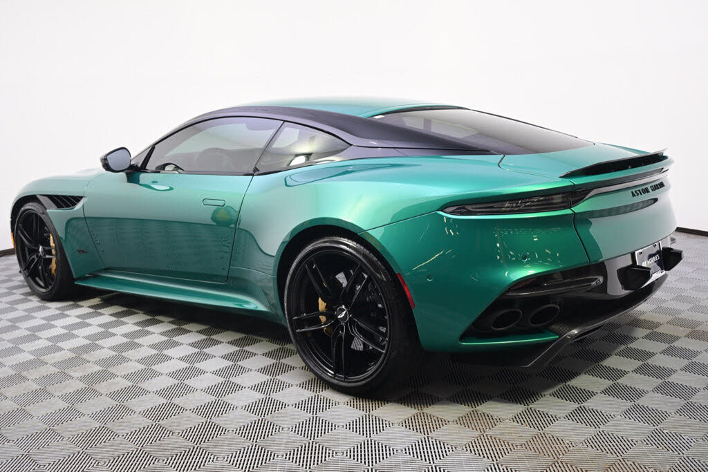 2023 Aston Martin DBS Superleggera Coupe RWD photo 3