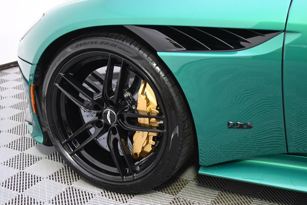 2023 Aston Martin DBS Superleggera Coupe RWD photo 21