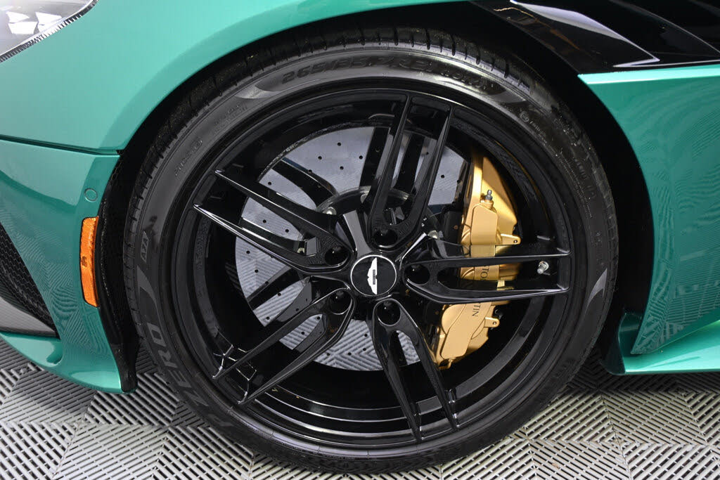 2023 Aston Martin DBS Superleggera Coupe RWD photo 22