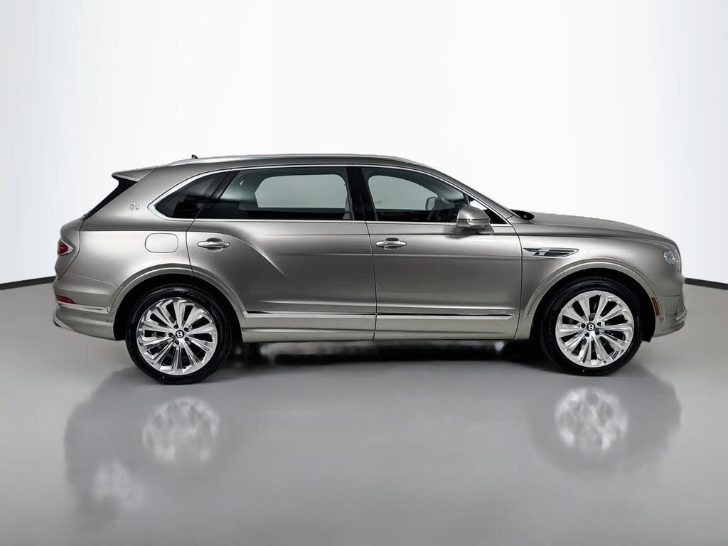 2026 Bentley Bentayga Azure V8 AWD photo 8