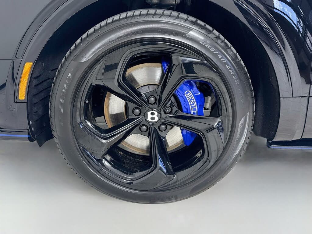 2025 Bentley Bentayga S Black Edition AWD photo 10