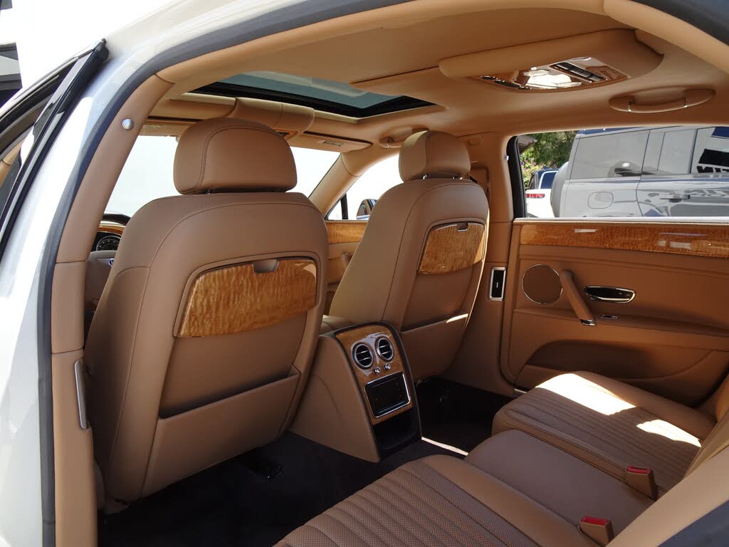2018 Bentley Flying Spur V8 AWD photo 11
