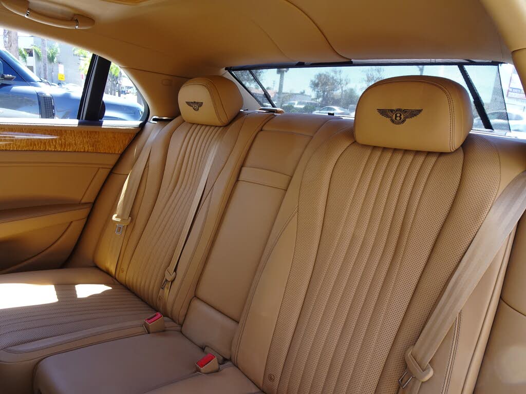 2018 Bentley Flying Spur V8 AWD photo 14