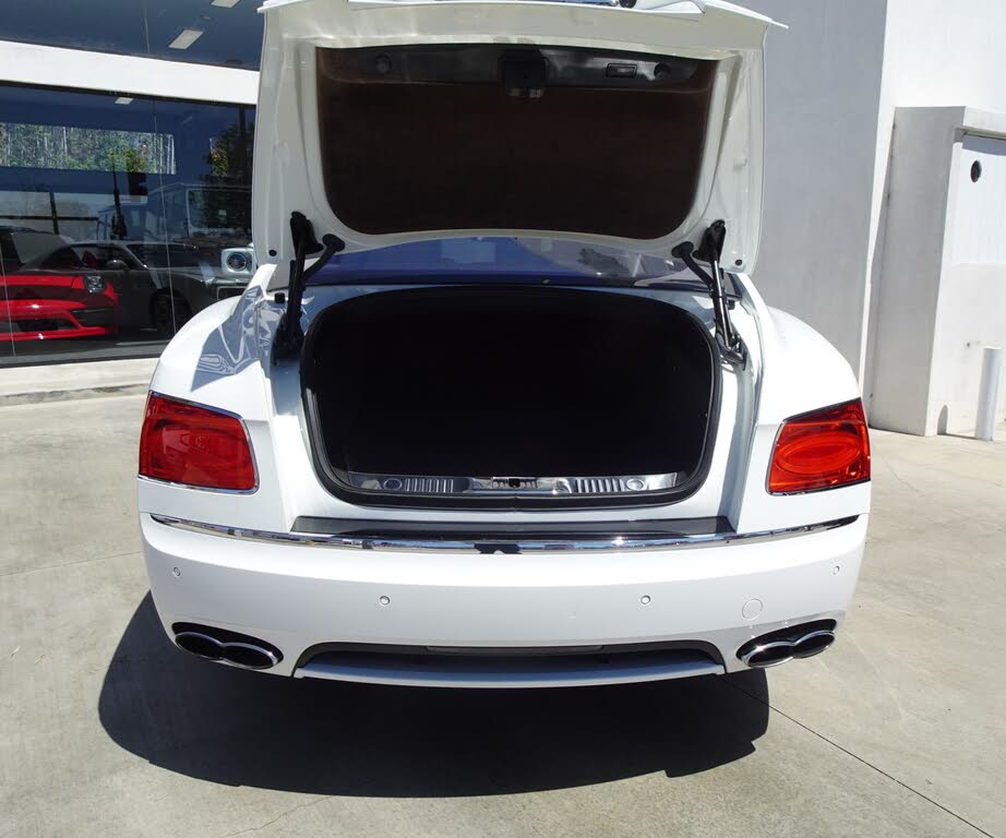 2018 Bentley Flying Spur V8 AWD photo 6