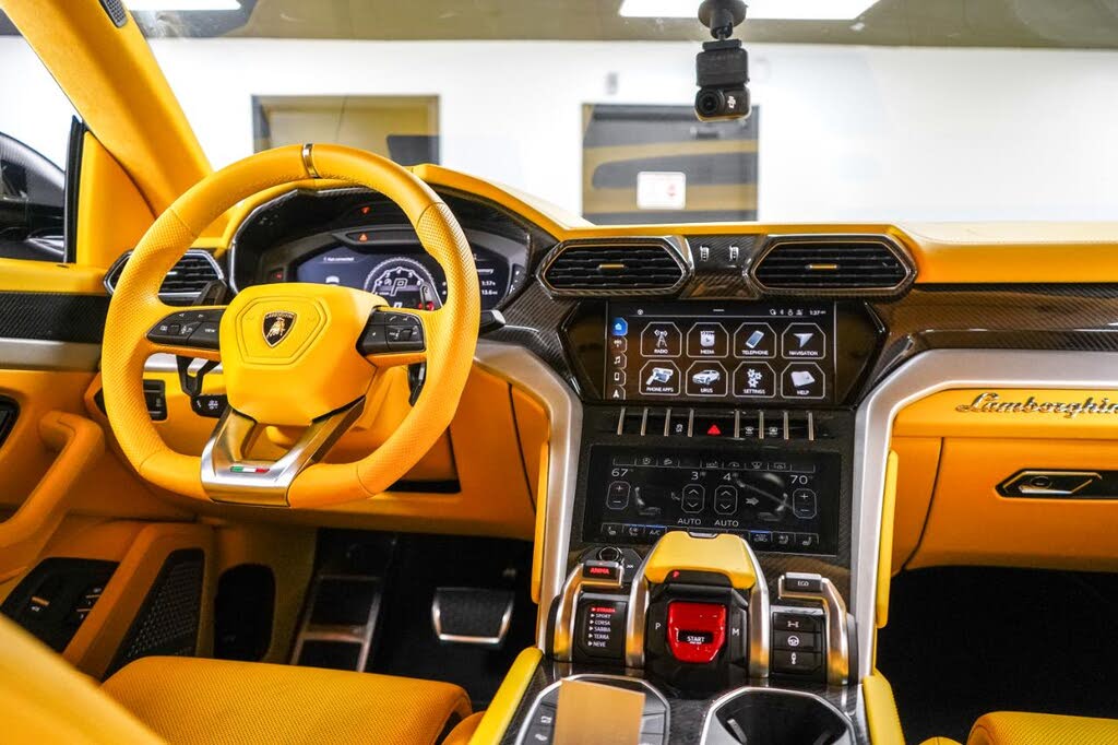 2021 Lamborghini Urus AWD photo 15