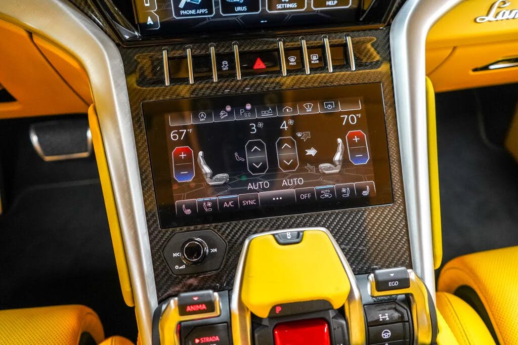 2021 Lamborghini Urus AWD photo 18