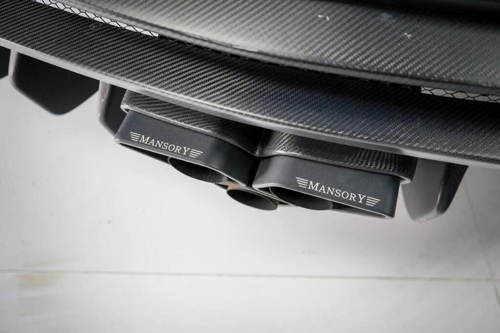2021 Lamborghini Urus AWD photo 7