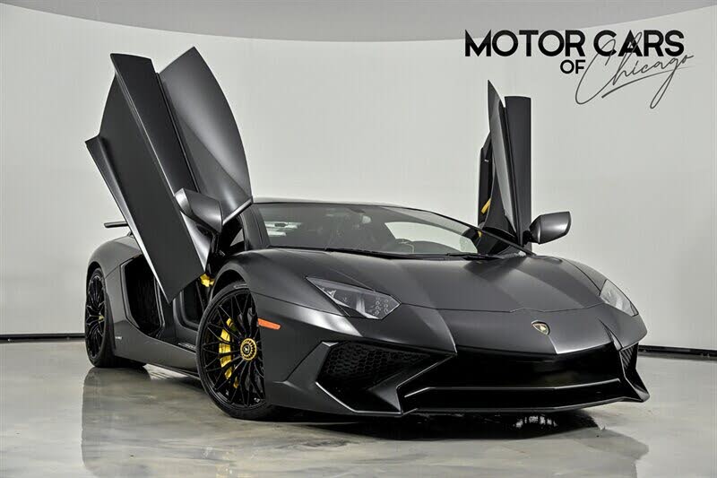 2017 Lamborghini Aventador LP 750-4 SV