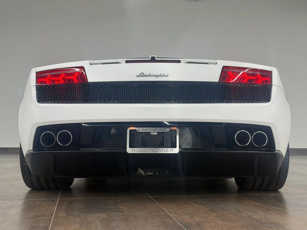 2010 Lamborghini Gallardo LP 560-4 Spyder AWD photo 14