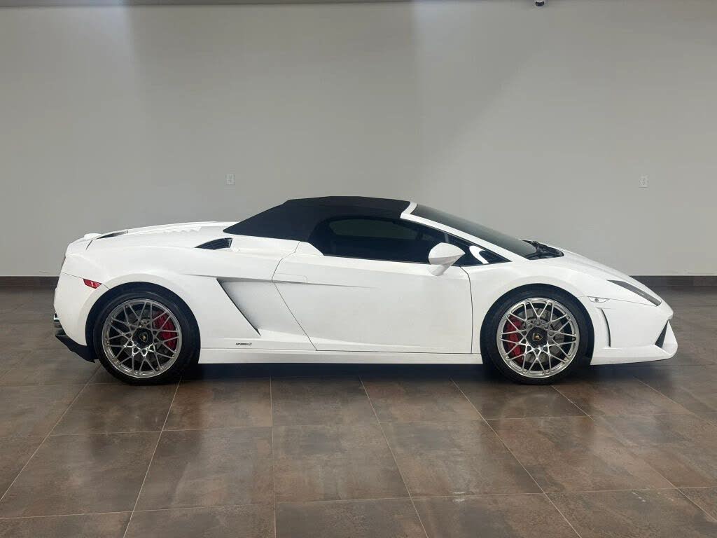 2010 Lamborghini Gallardo LP 560-4 Spyder AWD photo 15