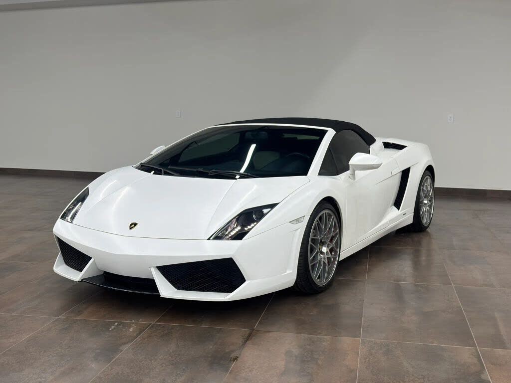 2010 Lamborghini Gallardo LP 560-4 Spyder AWD photo 3