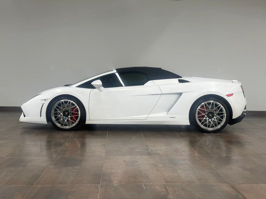 2010 Lamborghini Gallardo LP 560-4 Spyder AWD photo 4