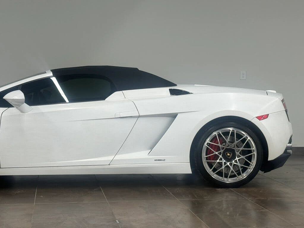 2010 Lamborghini Gallardo LP 560-4 Spyder AWD photo 6