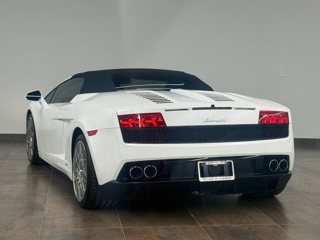 2010 Lamborghini Gallardo LP 560-4 Spyder AWD photo 7