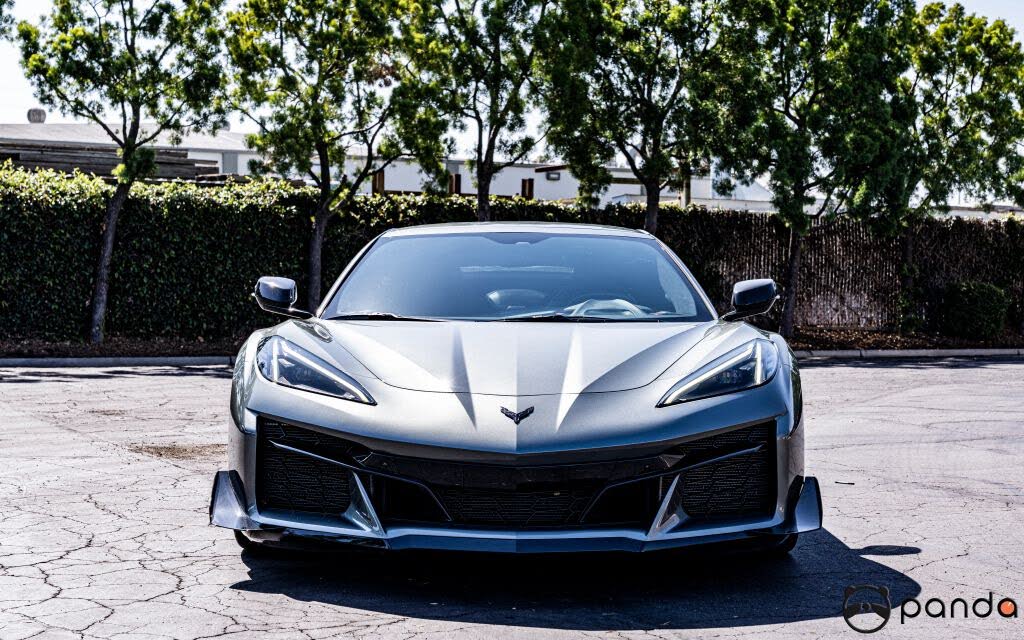 2023 Chevrolet Corvette Z06 3LZ Convertible RWD photo 2