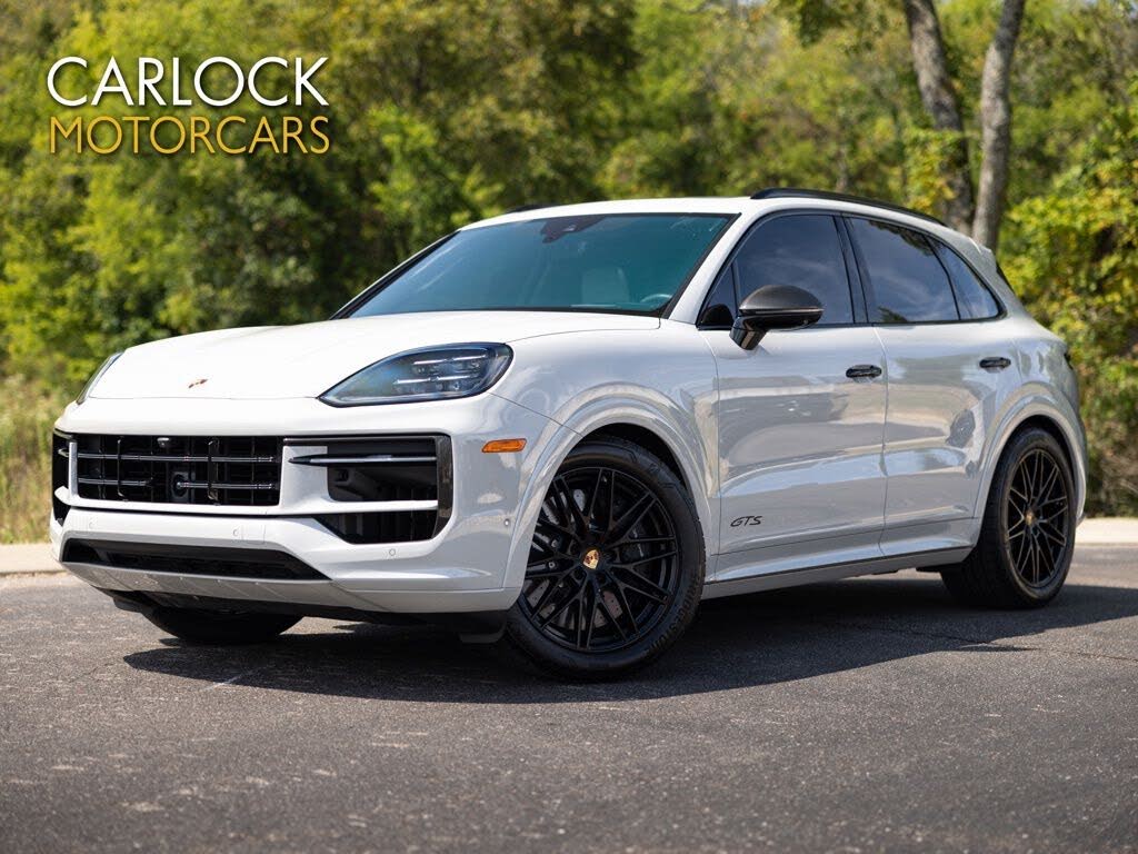 2025 Porsche Cayenne GTS AWD