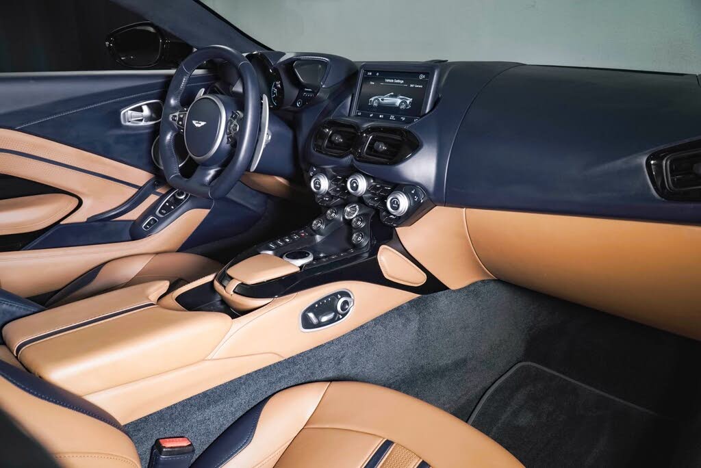 2023 Aston Martin Vantage photo 21
