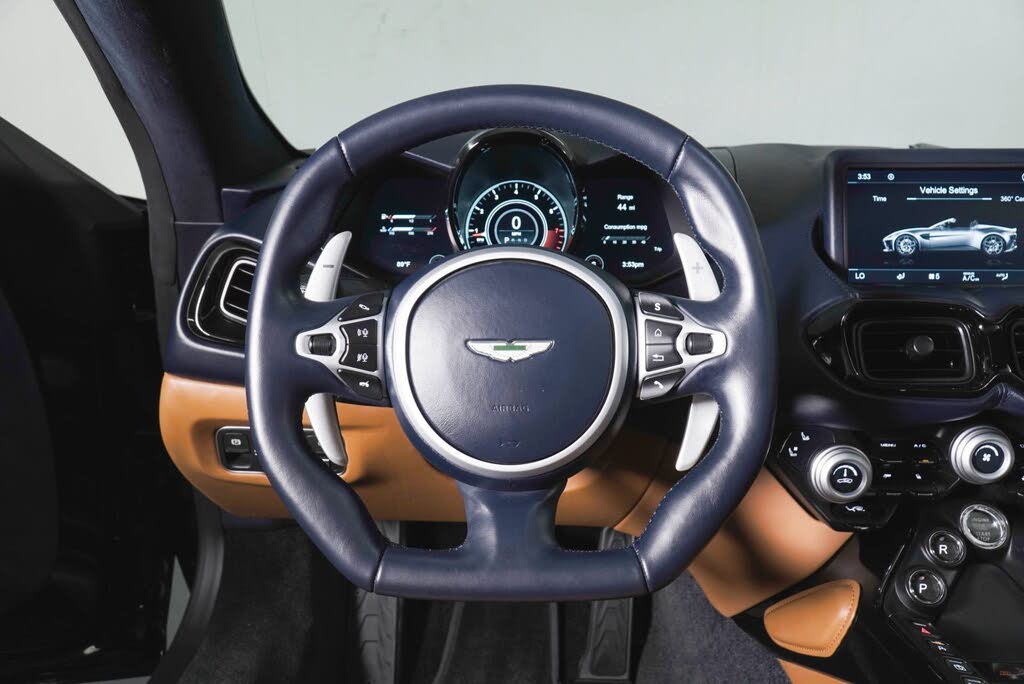 2023 Aston Martin Vantage photo 10