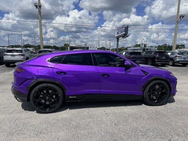 2023 Lamborghini Urus Performante AWD - $249,988
