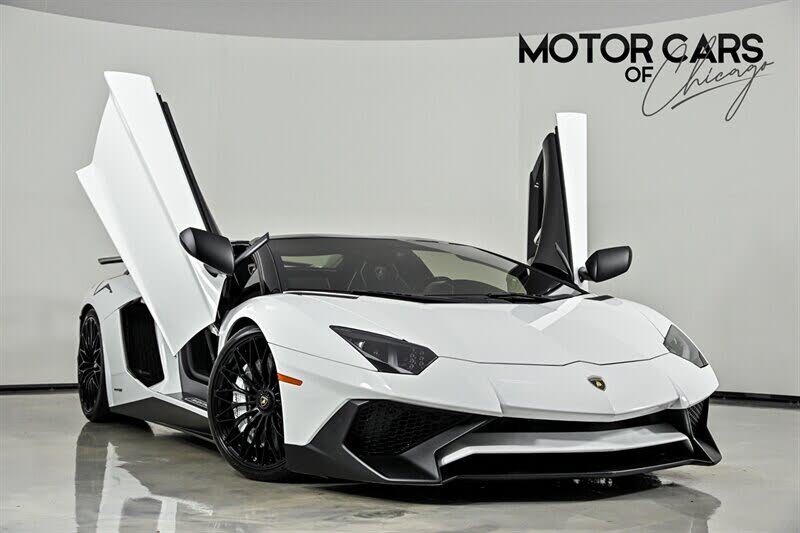 2017 Lamborghini Aventador LP 750-4 SV