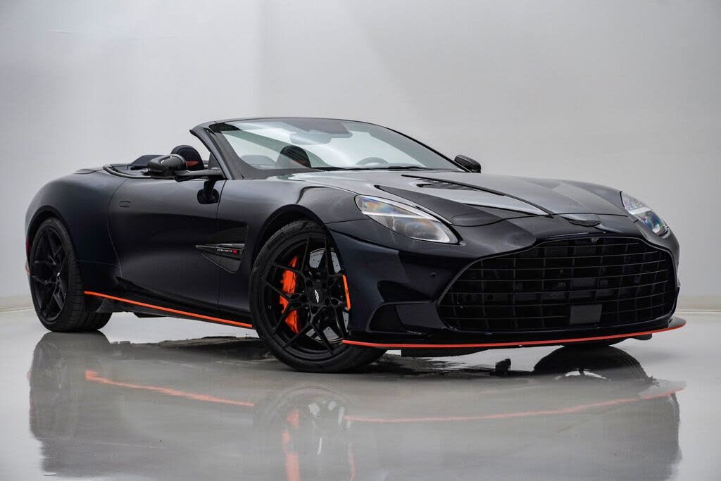 2026 Aston Martin Vanquish Volante RWD
