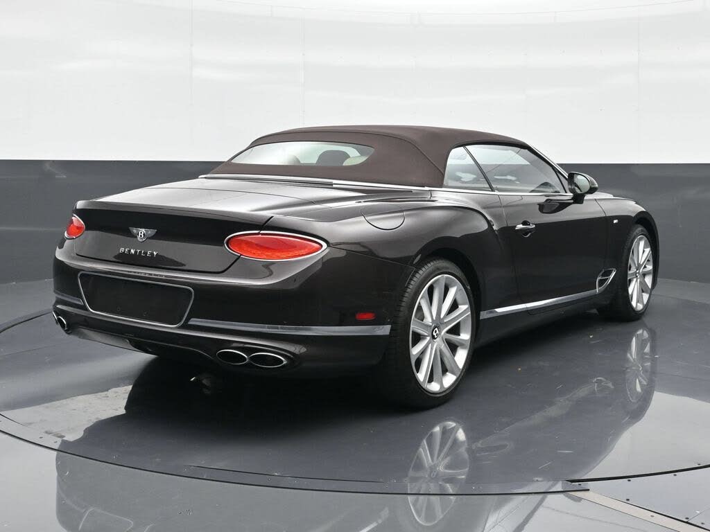 2022 Bentley Continental GTC V8 AWD photo 14