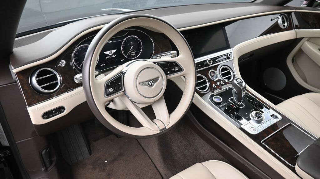 2022 Bentley Continental GTC V8 AWD photo 7