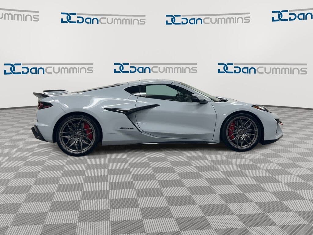 2023 Chevrolet Corvette Z06 3LZ Coupe RWD photo 9
