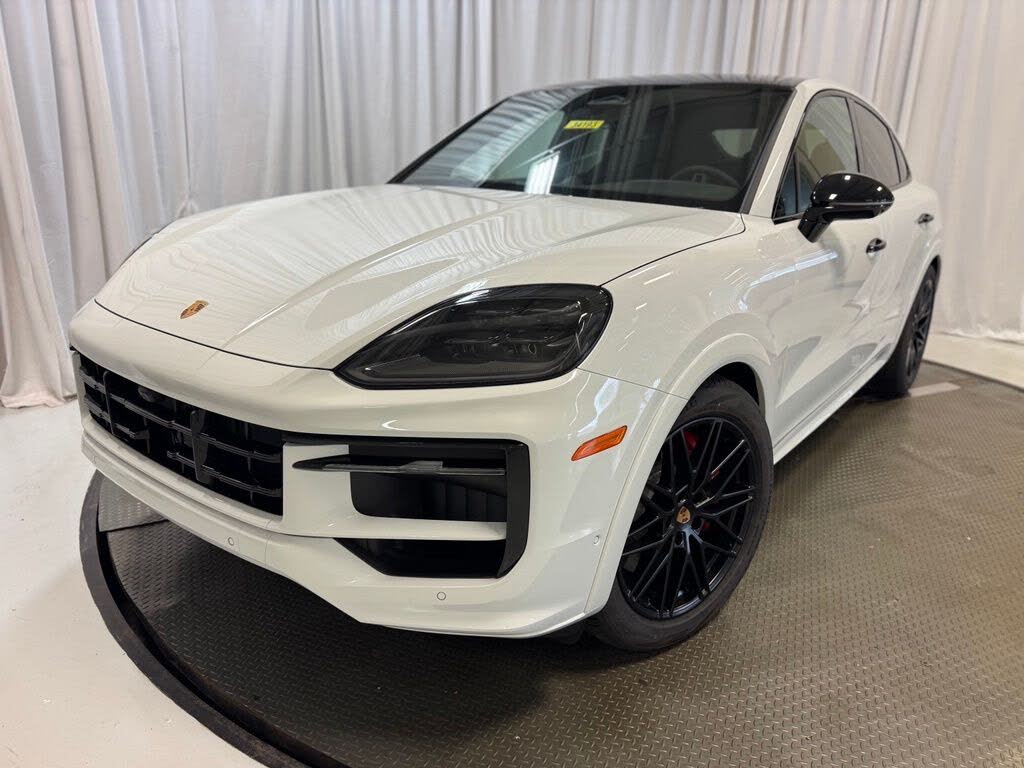 2026 Porsche Cayenne Coupe GTS AWD photo 1 of 24