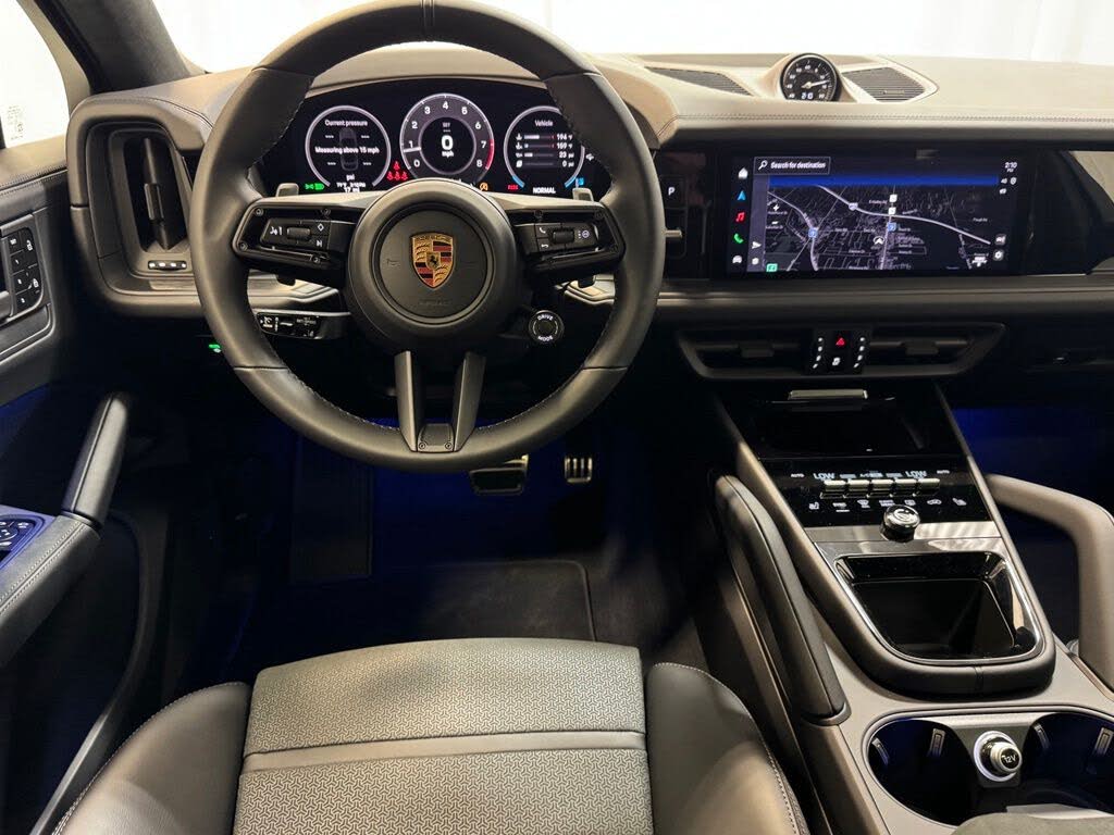 2026 Porsche Cayenne Coupe GTS AWD photo 17 of 24