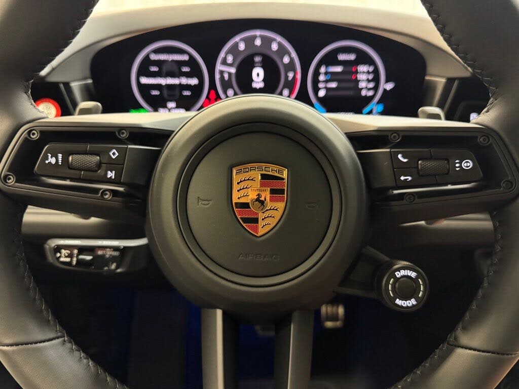 2026 Porsche Cayenne Coupe GTS AWD photo 19 of 24