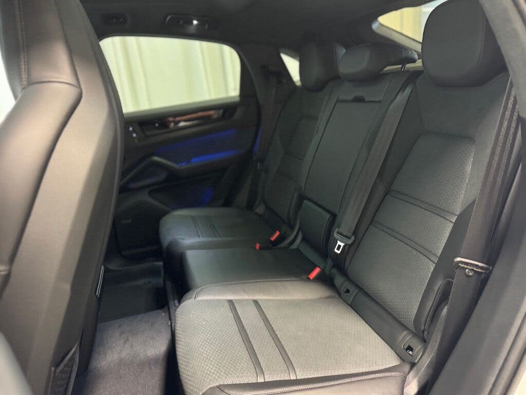 2026 Porsche Cayenne Coupe GTS AWD photo 9 of 24