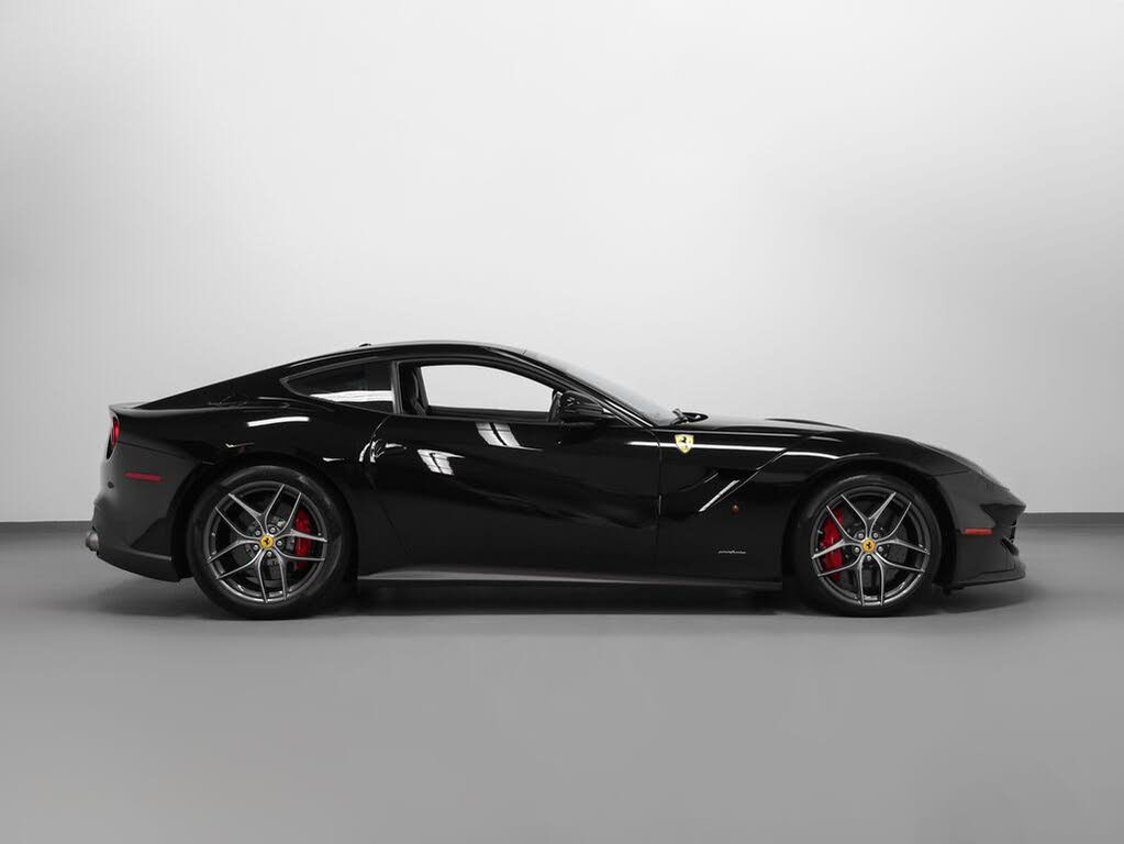 2017 Ferrari F12 Berlinetta Coupe photo 4