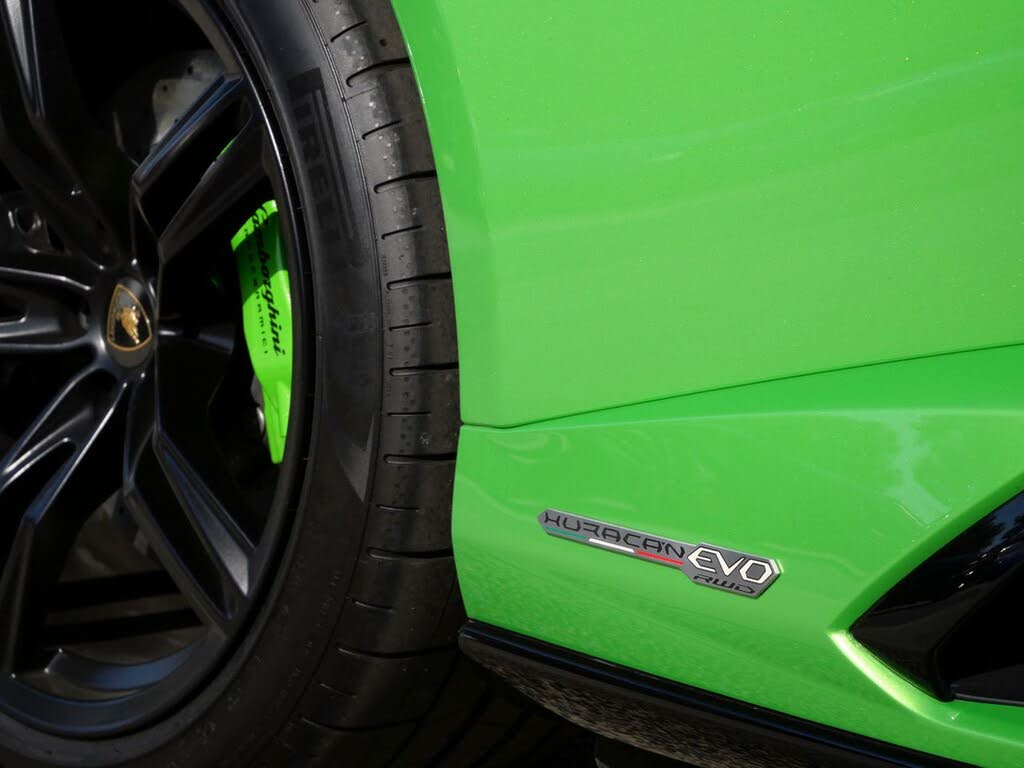 2021 Lamborghini Huracan photo 11