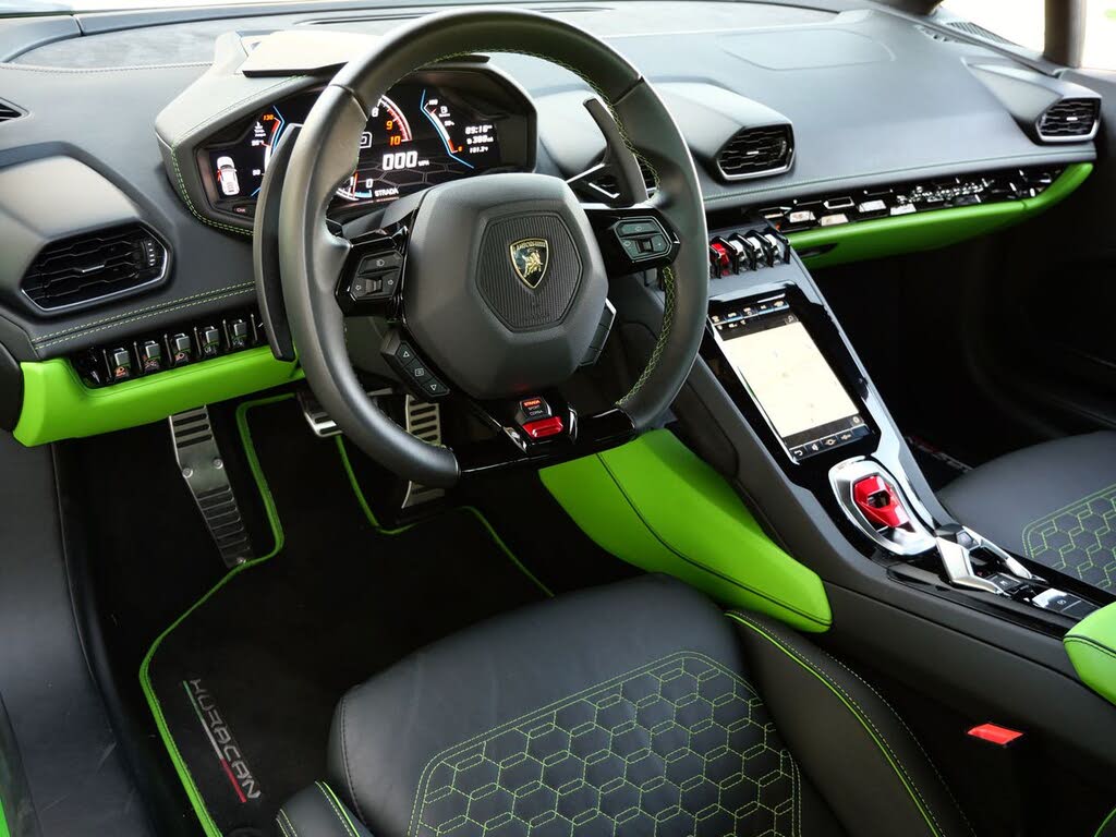 2021 Lamborghini Huracan photo 14