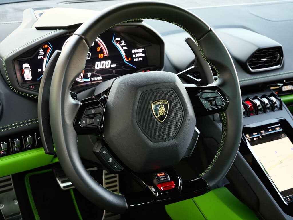 2021 Lamborghini Huracan photo 15