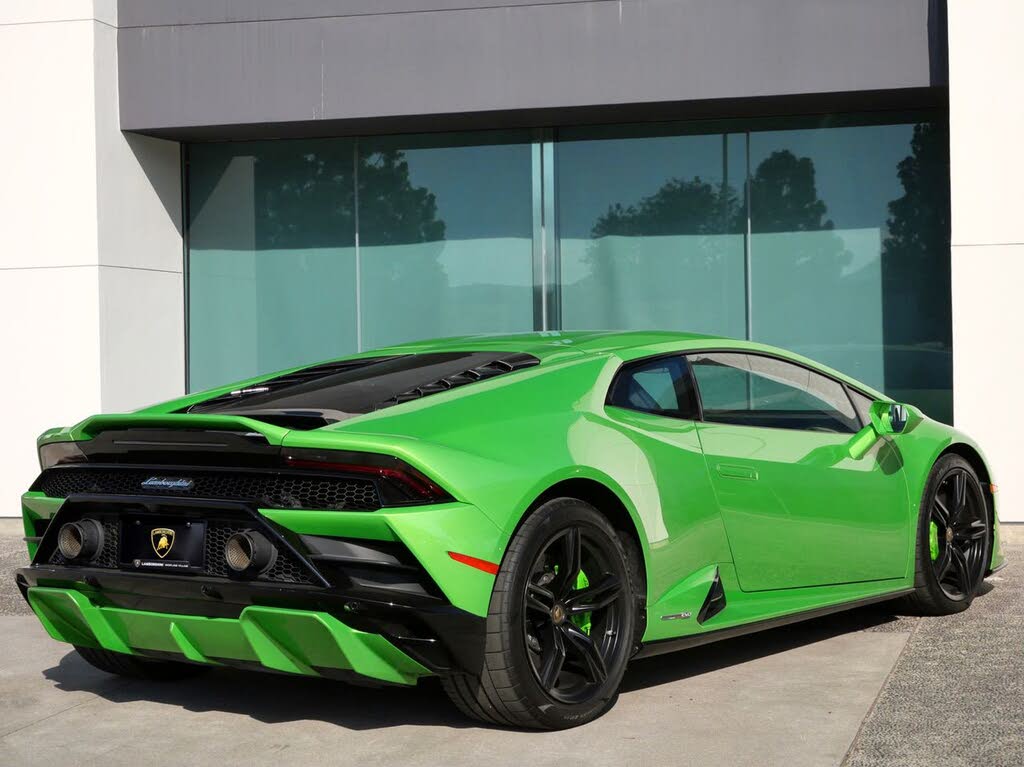 2021 Lamborghini Huracan photo 3