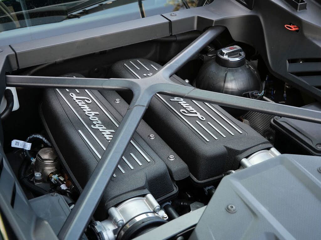 2021 Lamborghini Huracan photo 22