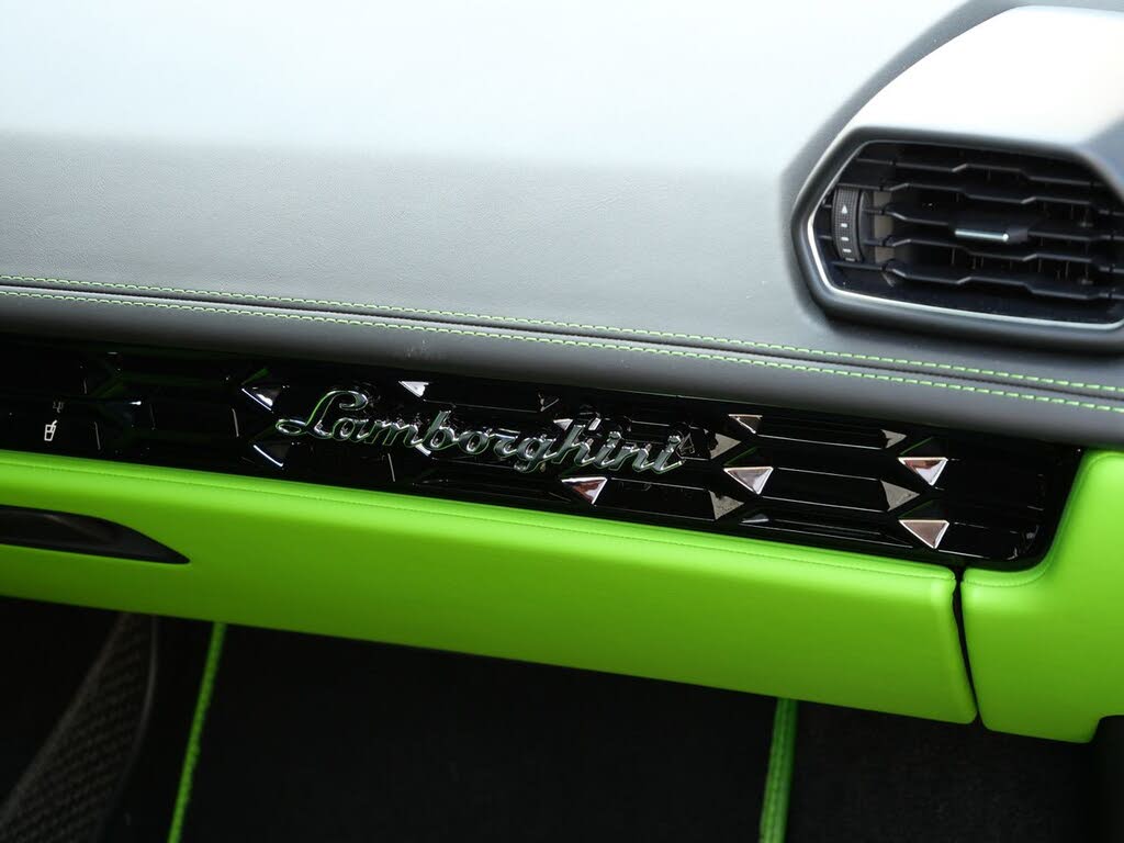 2021 Lamborghini Huracan photo 23
