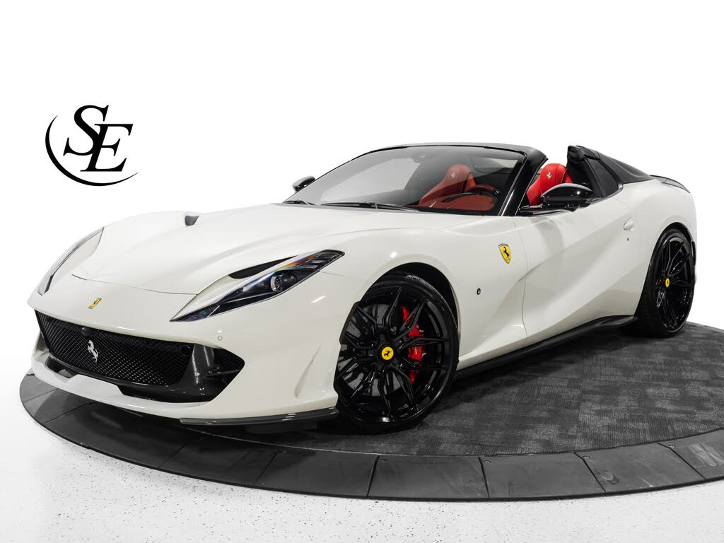 2023 Ferrari 812 GTS Convertible RWD