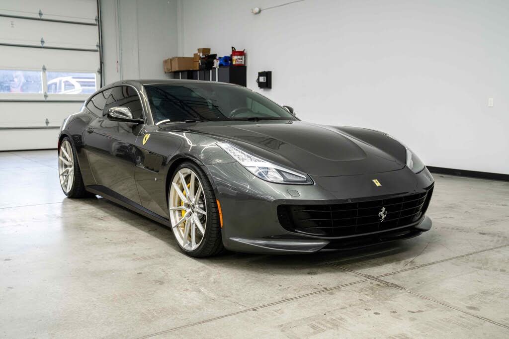 2018 Ferrari GTC4Lusso AWD photo 3