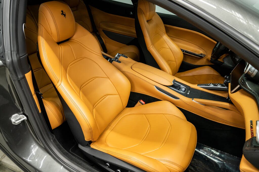2018 Ferrari GTC4Lusso AWD photo 24