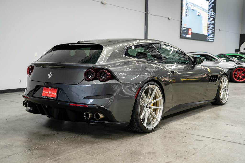 2018 Ferrari GTC4Lusso AWD photo 8