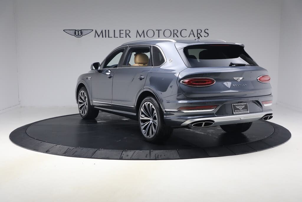 2026 Bentley Bentayga Azure V8 AWD photo 5