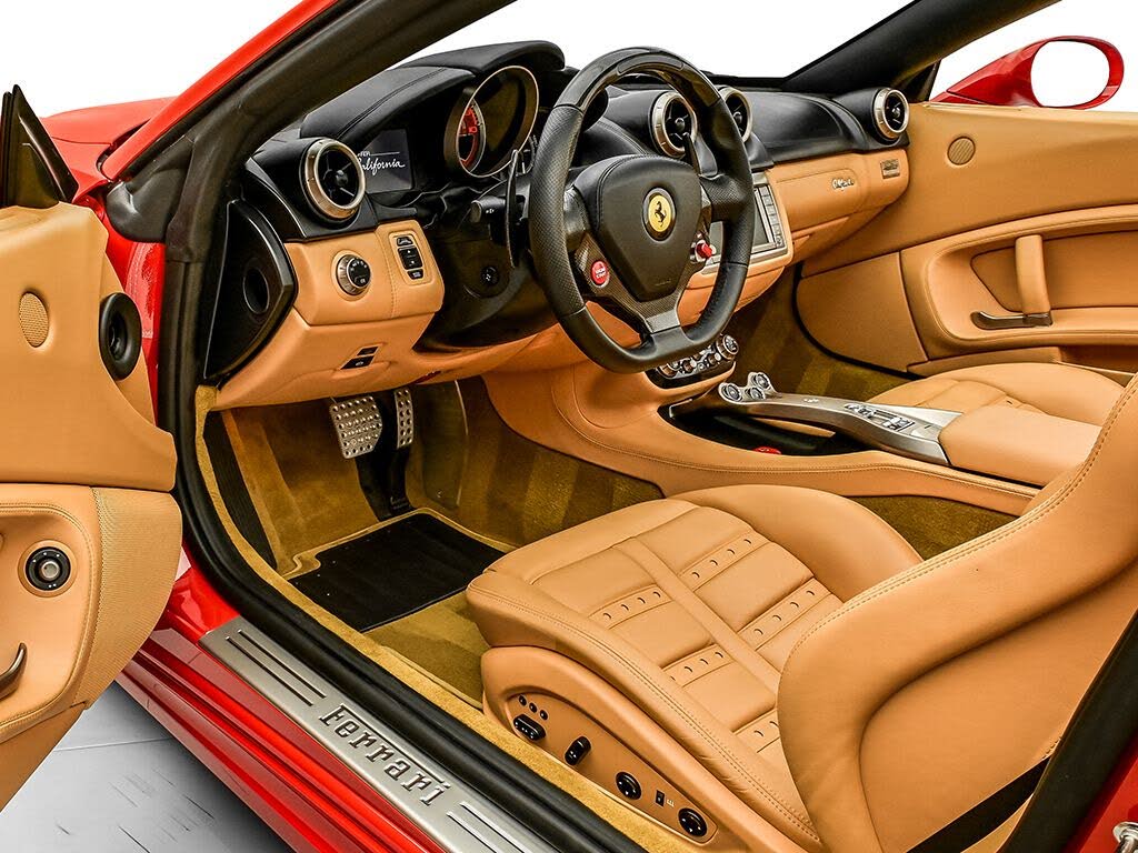 2010 Ferrari California GT Convertible photo 11