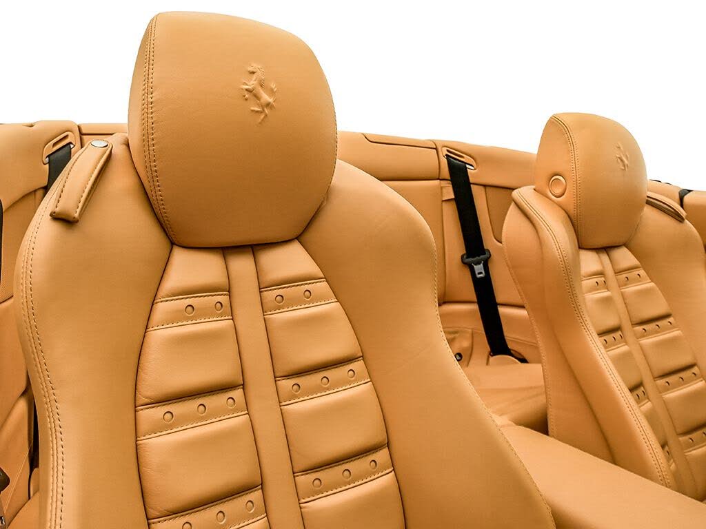 2010 Ferrari California GT Convertible photo 23