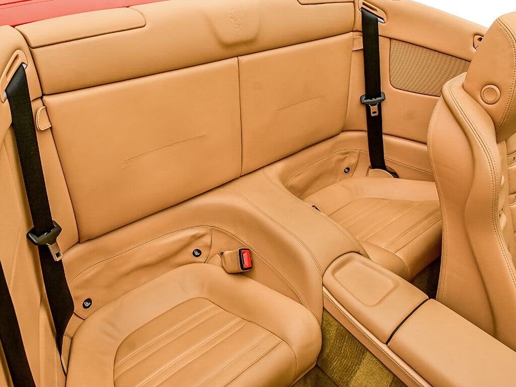 2010 Ferrari California GT Convertible photo 24