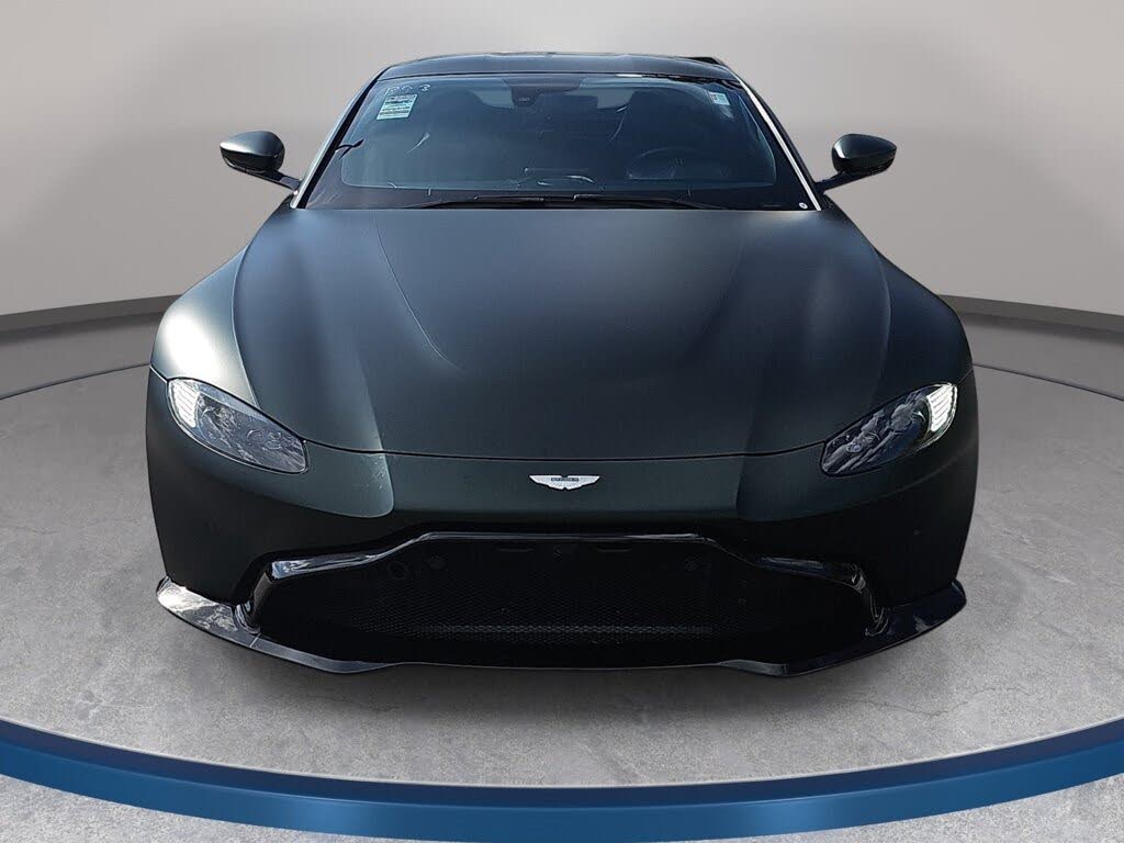 2019 Aston Martin Vantage RWD photo 2