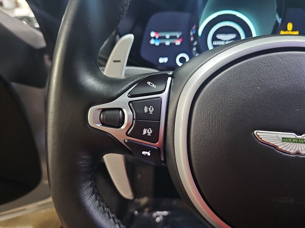 2019 Aston Martin Vantage RWD photo 14