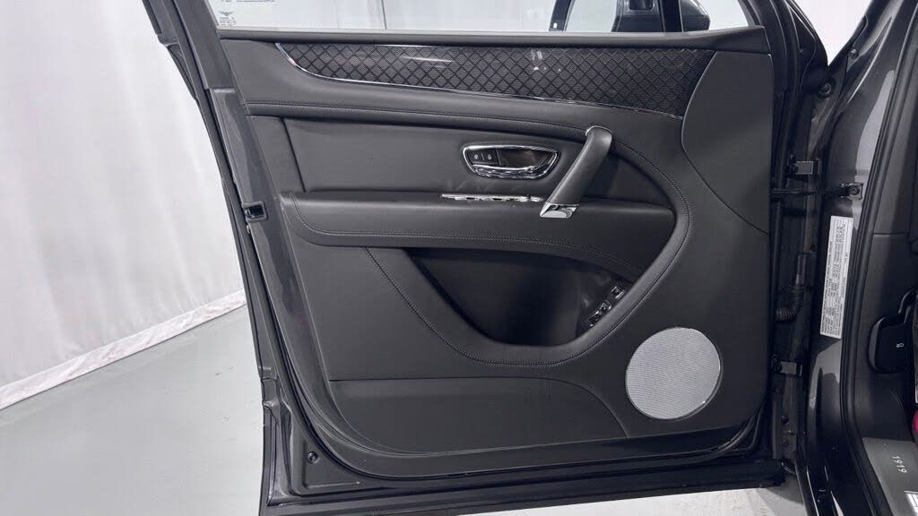 2020 Bentley Bentayga V8 AWD photo 19